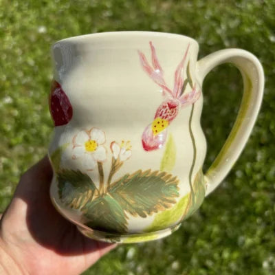 Three Mad Potters Pottery Mug Painting Class